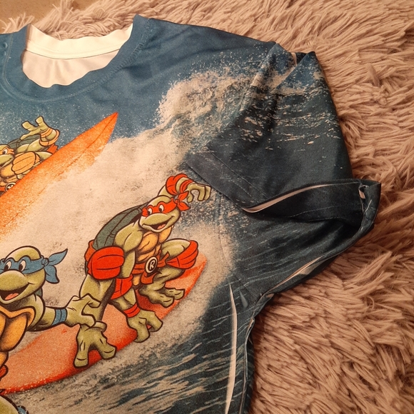 Teenage Mutant Ninja Turtle Shirt (Large) - Picture 8 of 10